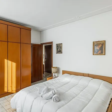 Guesthost - Matilde House Near The Station! *