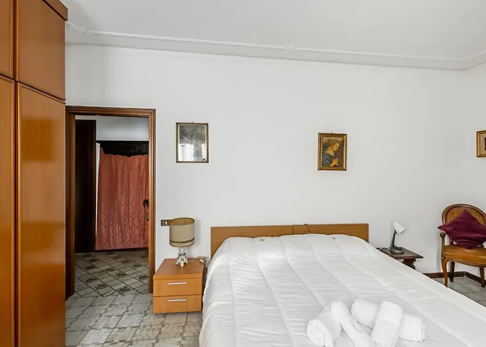 Guesthost - Matilde House Near The Station! 아파트 *