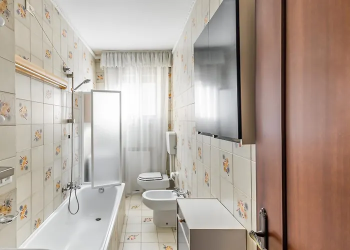 아파트 Guesthost - Matilde House Near The Station! *