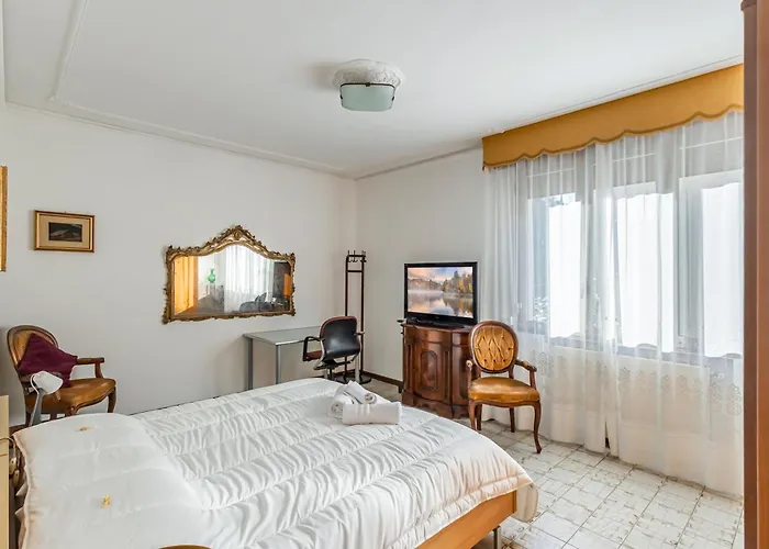 Guesthost - Matilde House Near The Station! 아파트